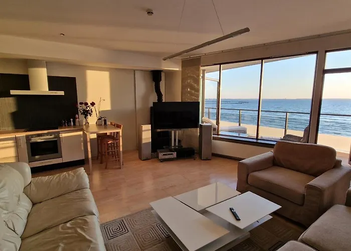 アパートホテル Pirita View